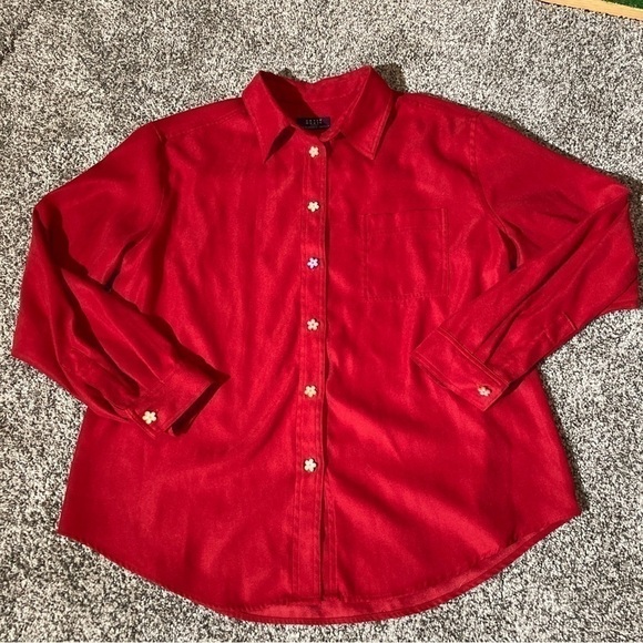 Liz Claiborne Tops - Liz Claiborne Crazy Horse Shirt Womens Red Button Up Long Sleeve-flower Button L